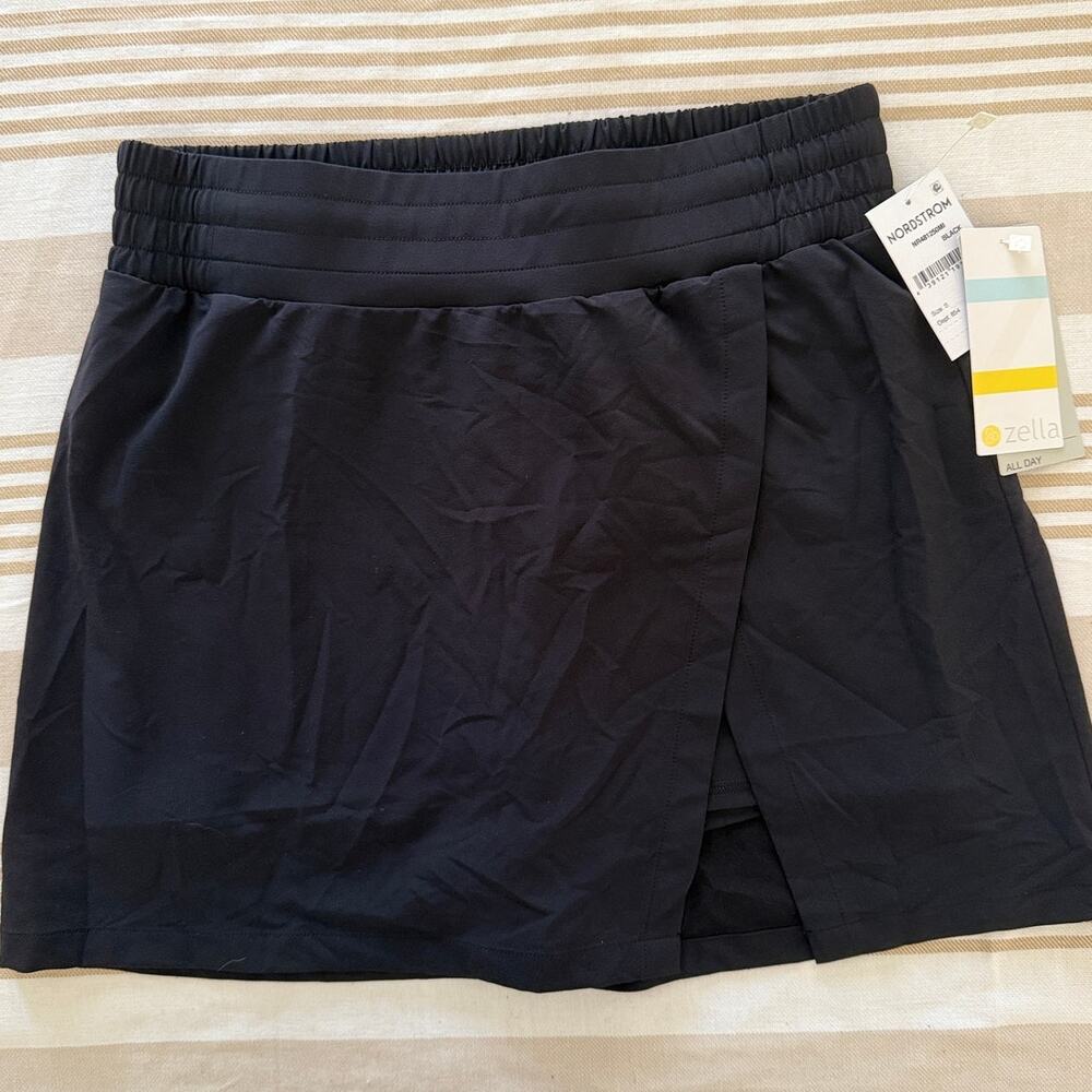 Zella NWT | black Getaway high waist skort skirt with shorts | size small